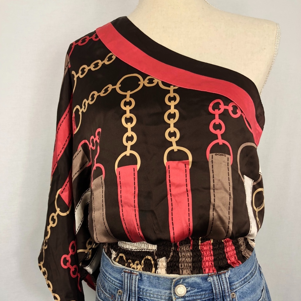 bebe One Shoulder Bell Sleeve Print Top